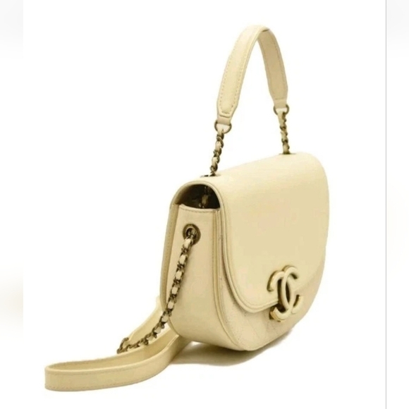 CHANEL SHINY CALFSKIN QUILTED MEDIUM COCO CURVE MESSENGER FLAP BAG PRIST… - Picture 2 of 3